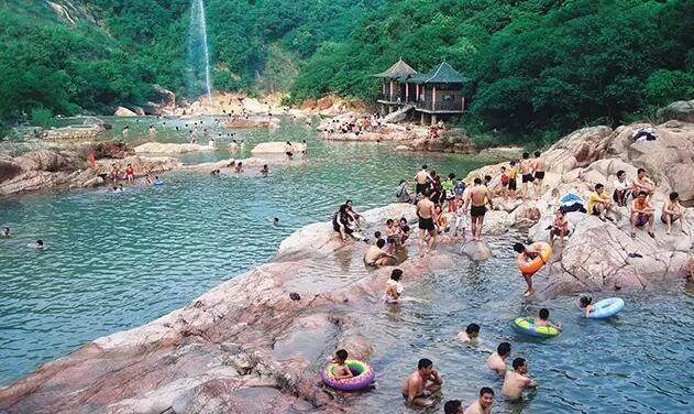 惠州南昆山三寨谷度假村天然泳池
