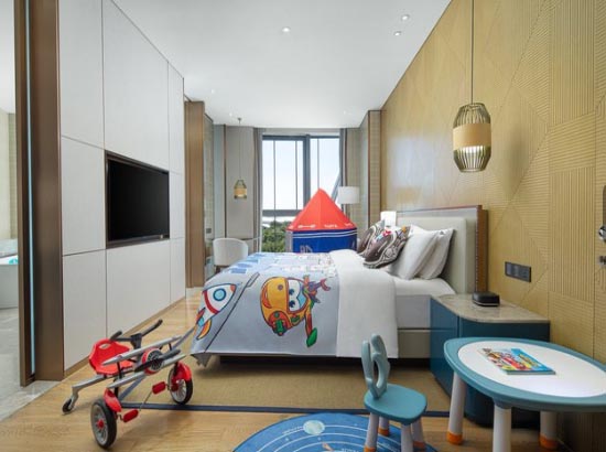 中国海南海花岛度假区希尔顿酒店主题亲子房