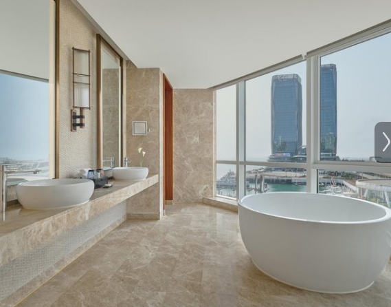 海口华彩洲际酒店单卧至尊海景套房