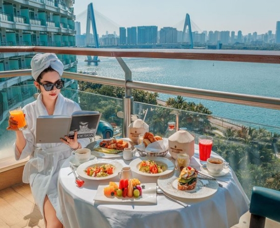 海口华彩洲际酒店单卧至尊海景套房