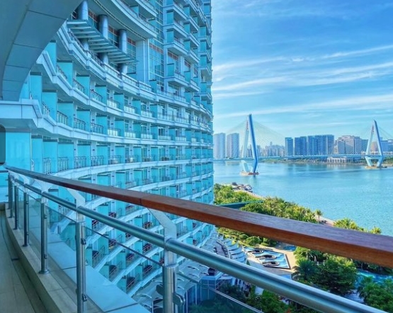 海口华彩洲际酒店外观