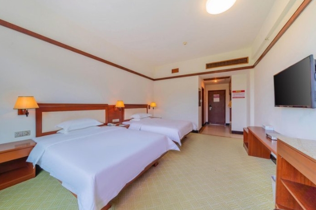 恩平锦江温泉度假村主楼标准双床房