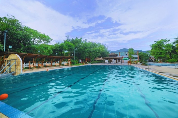 恩平锦江温泉度假村室外池