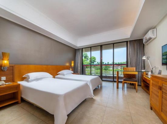 台山悦康桥温泉度假酒店湖畔温泉别墅4房一厅