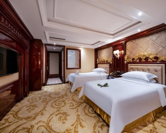 广州粤大金融城国际酒店高级双床房