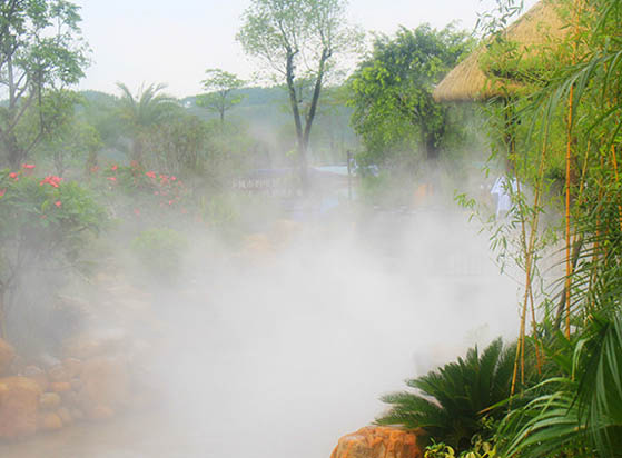 清远勤天熹乐谷温泉度假酒店山顶温泉公园景观迷人