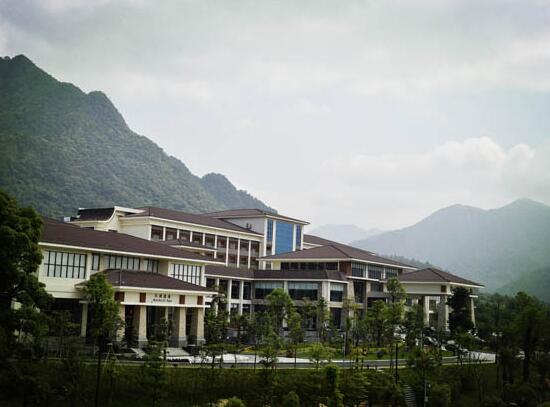 广州增城三英温泉度假酒店  适合粤港澳休闲养生
