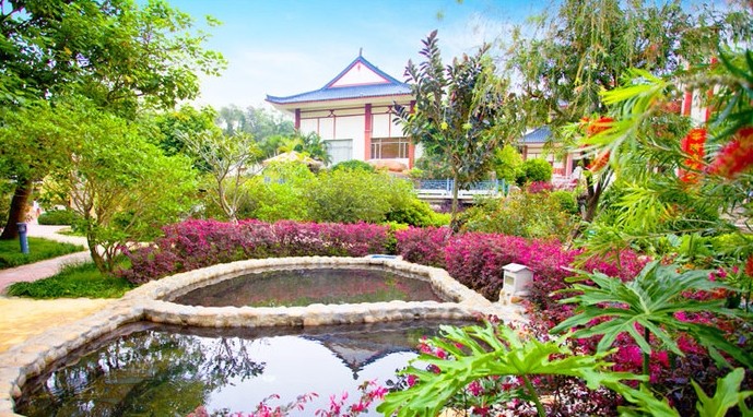 江门古兜温泉综合度假区靠山面海 咸淡双料温泉 江门古兜温泉综合度假区靠山面海 咸淡双料温泉